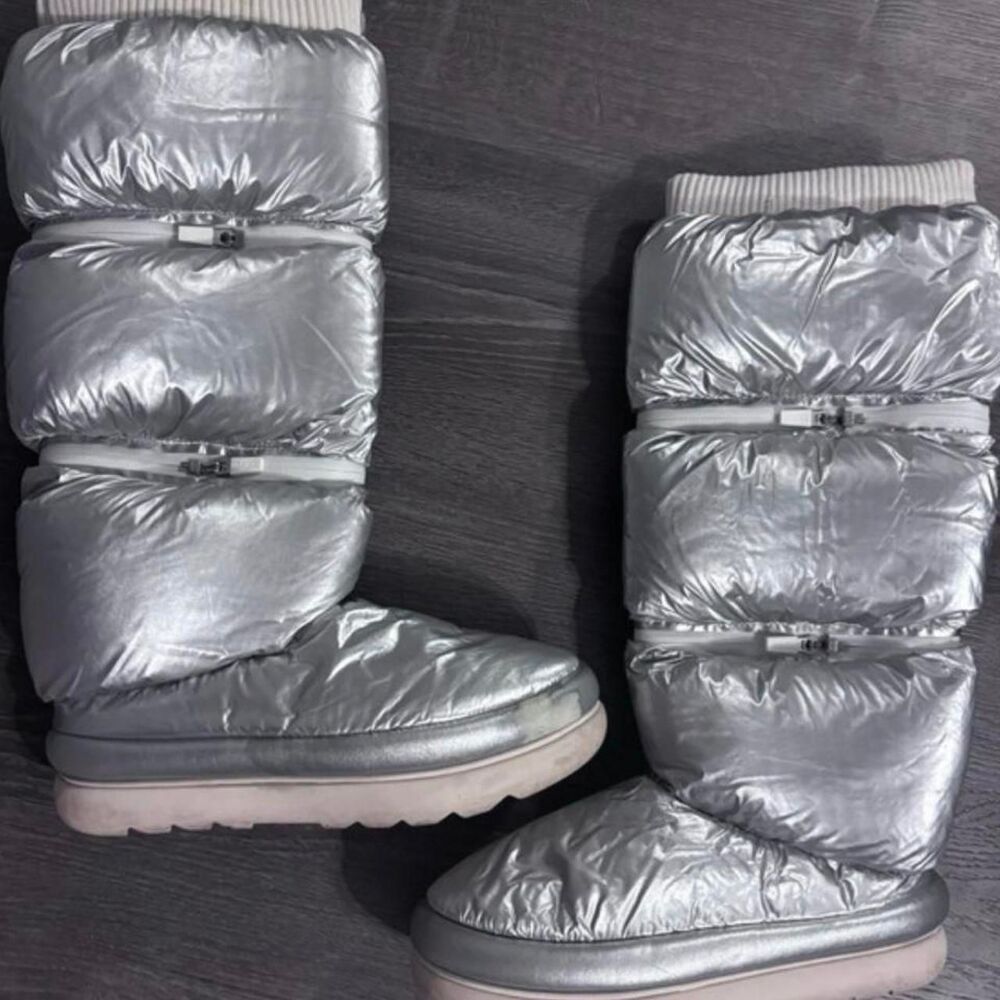 RARE Y2K UGG Silver Metallic Maxi Ultra Tall Puffer Boots - Size 10